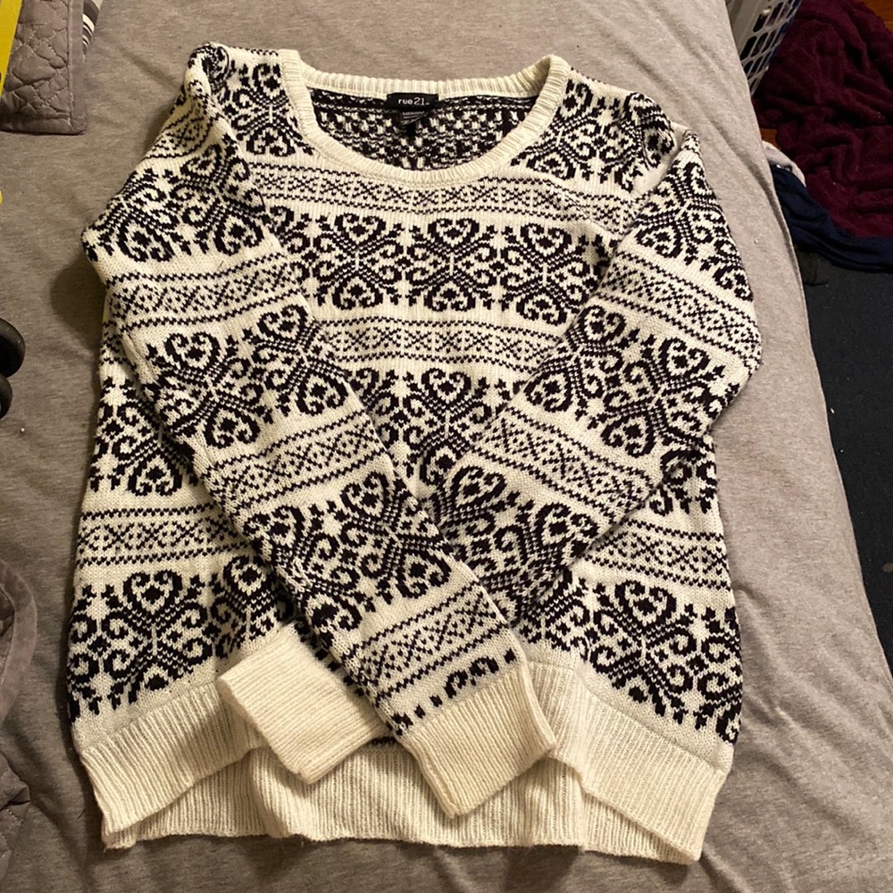 Black and white soft sweater